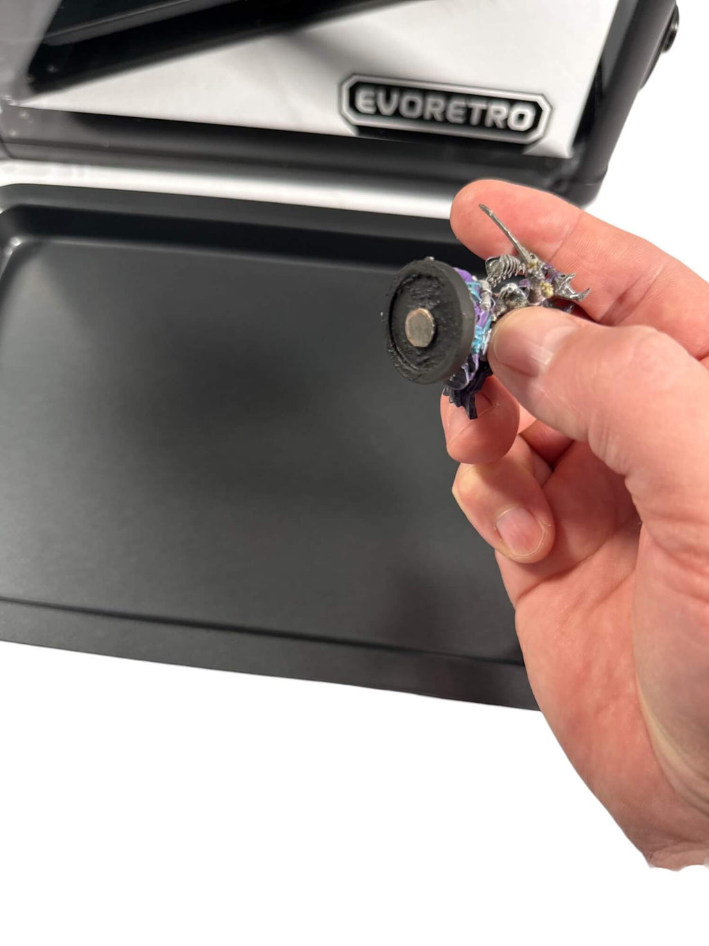 EVORETRO Aluminum Miniatures Display Case with 5 Magnetic Trays